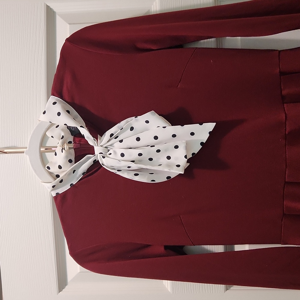 Vintage office dress size Small.